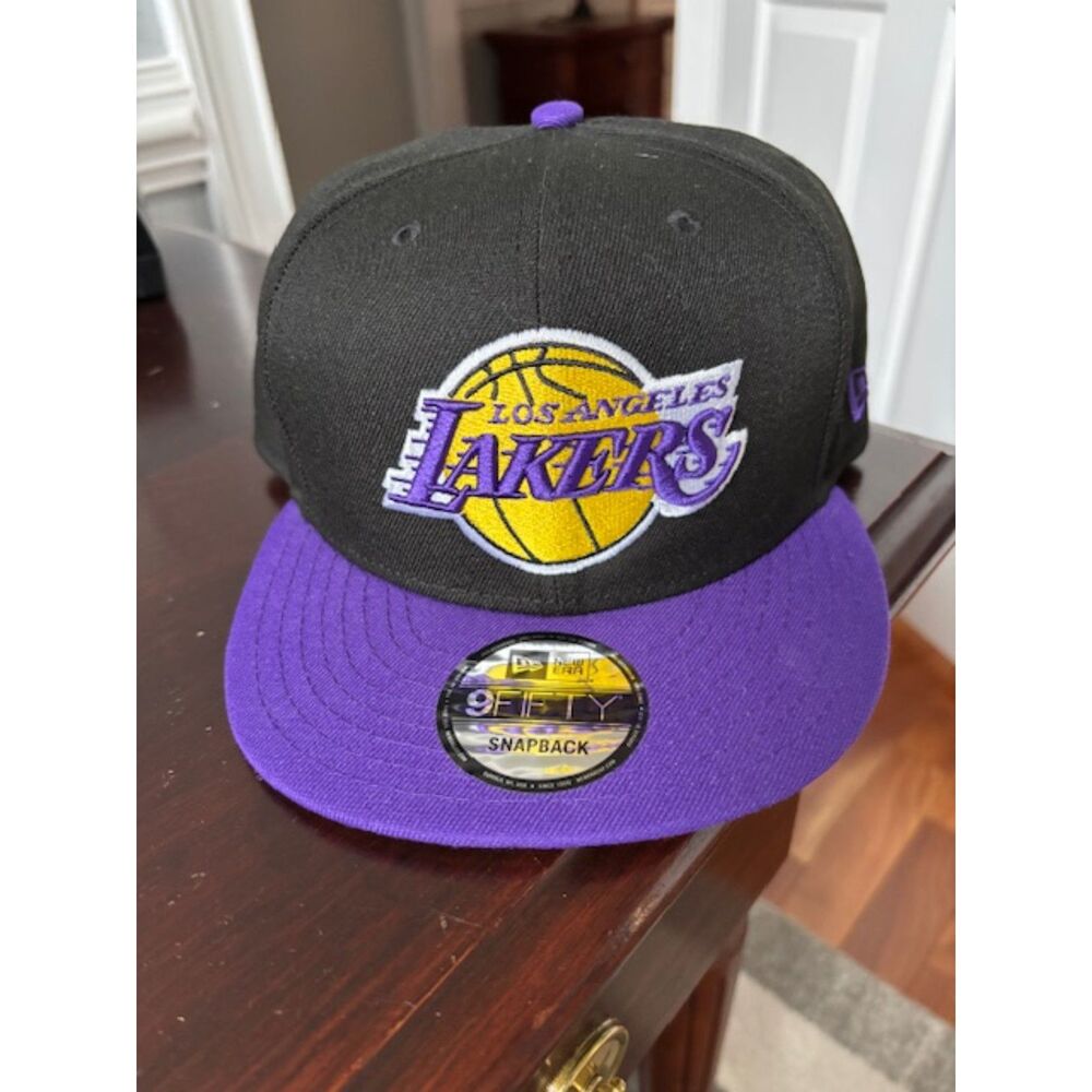 NWT  LOS ANGELES LAKERS NEW ERA EMBROIDERED BASEBALL HAT BY 9 FIFTY